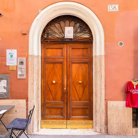 Daire Spanish Square - Romedreamhome