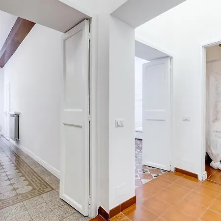 Spanish Square - Romedreamhome