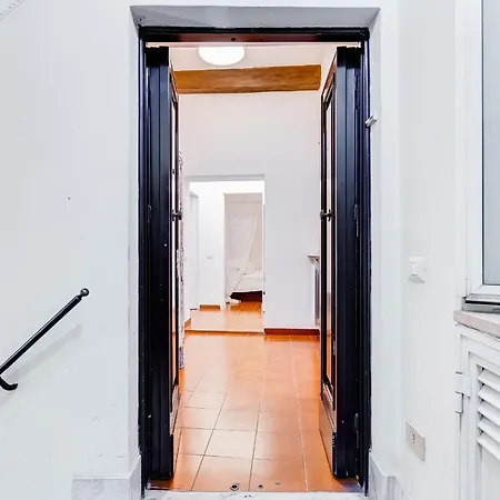 Spanish Square - Romedreamhome