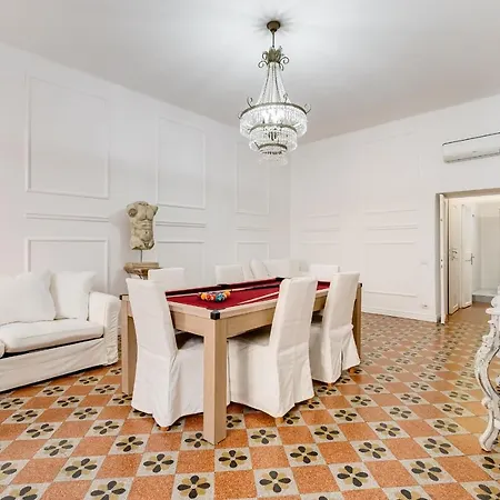 Spanish Square - Romedreamhome Apartament