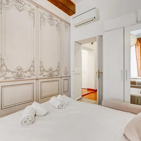 Spanish Square - Romedreamhome Апартаменты *