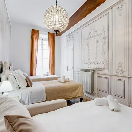 아파트 Spanish Square - Romedreamhome *
